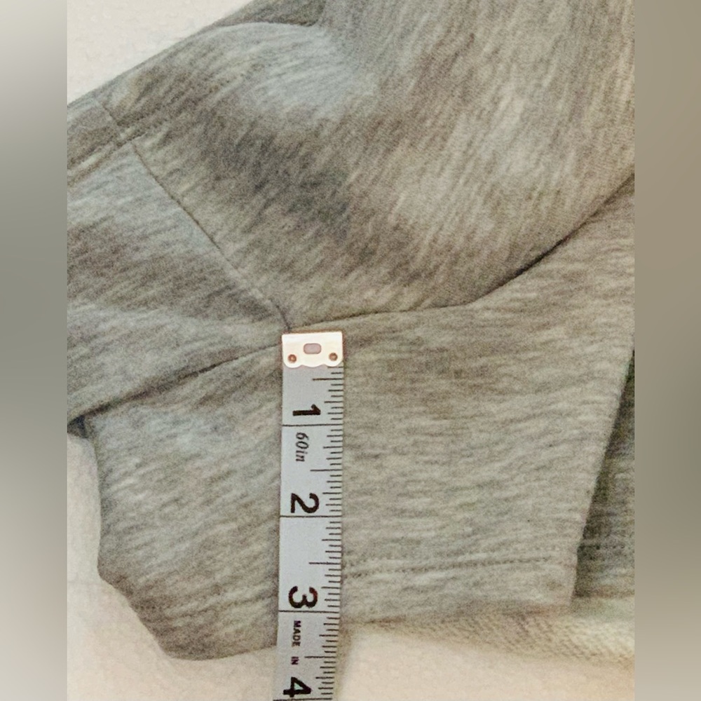 Reebok Women Size XL Grey Heather Colorblock Shorts Relax Drawstring Running - Picture 6 of 12